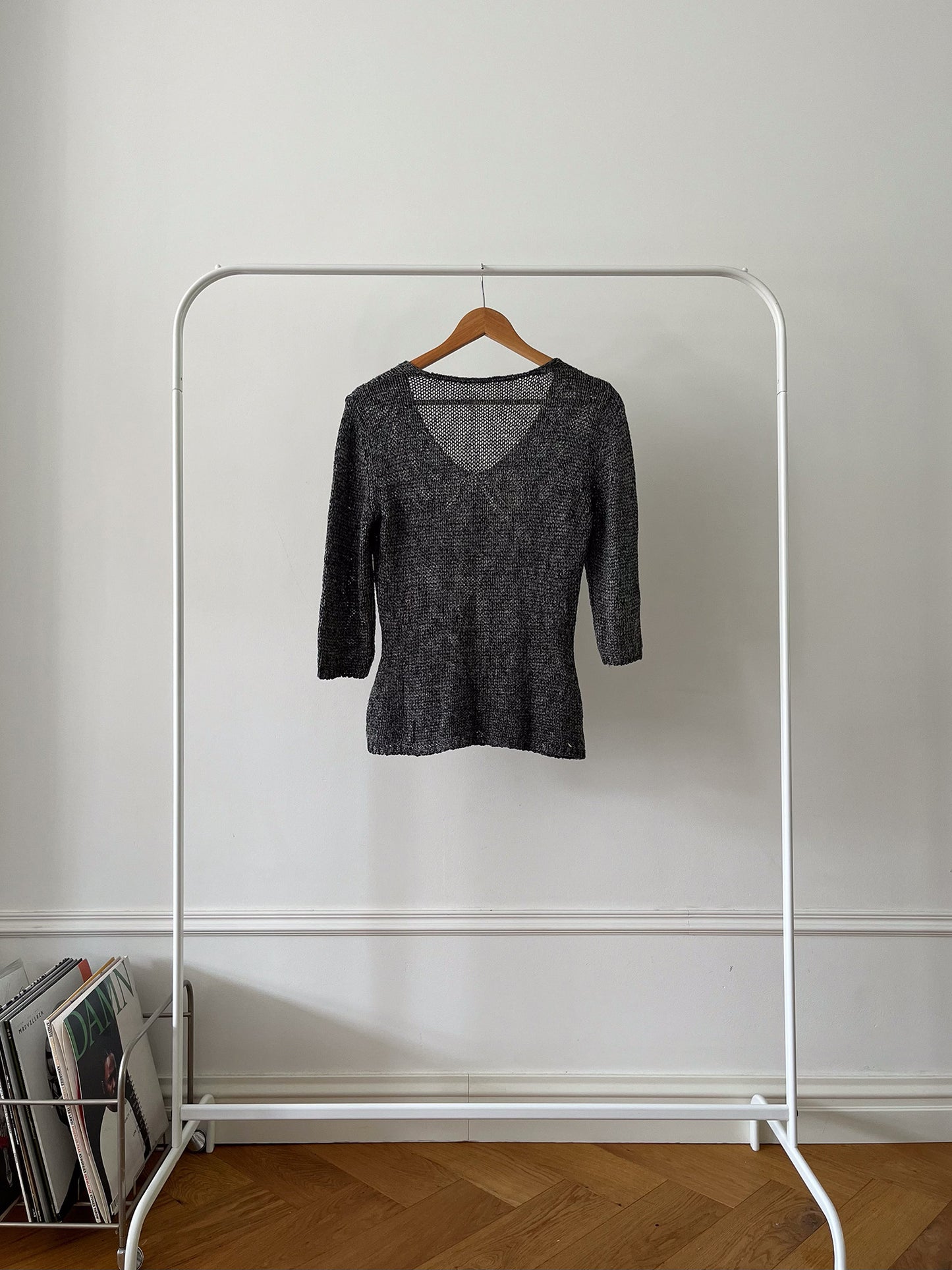 SILVER KNITTED TOP