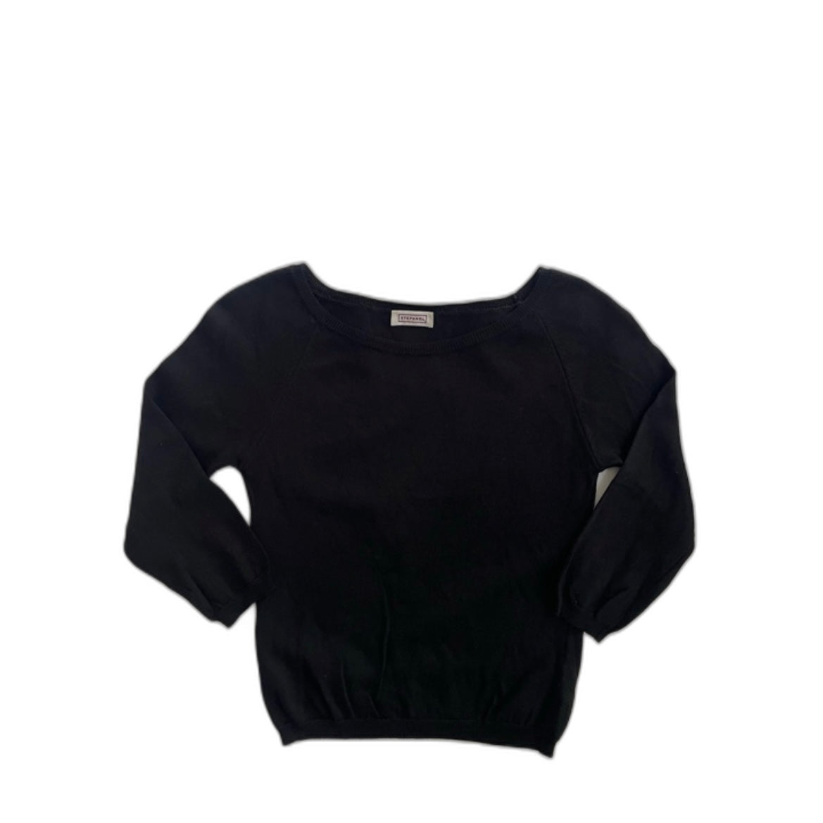 BLACK BOAT NECK TOP