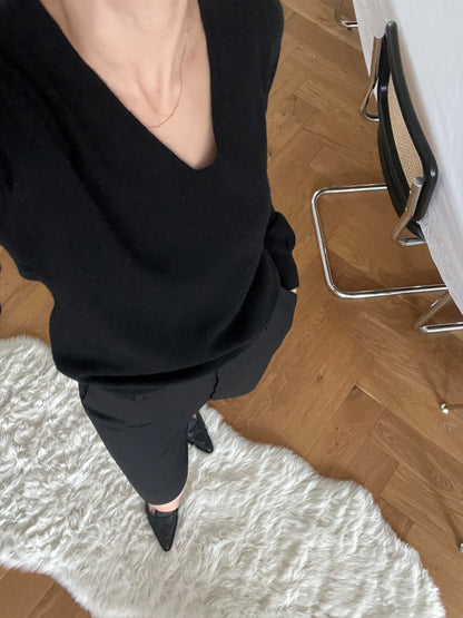 RALPH LAUREN V-NECK CASHMERE SWEATER