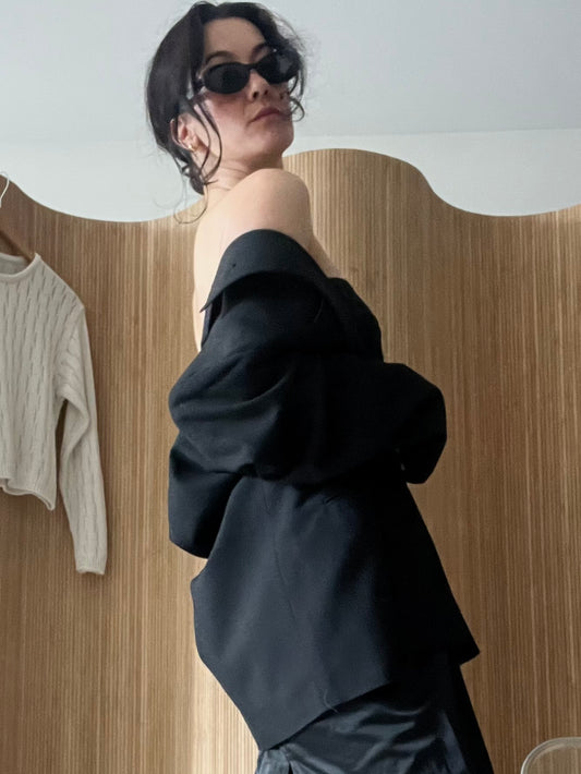BLACK WOOL BLAZER